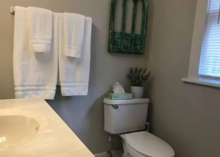 Ferienhaus Spacious In Dt Near Naval Base Libertyville